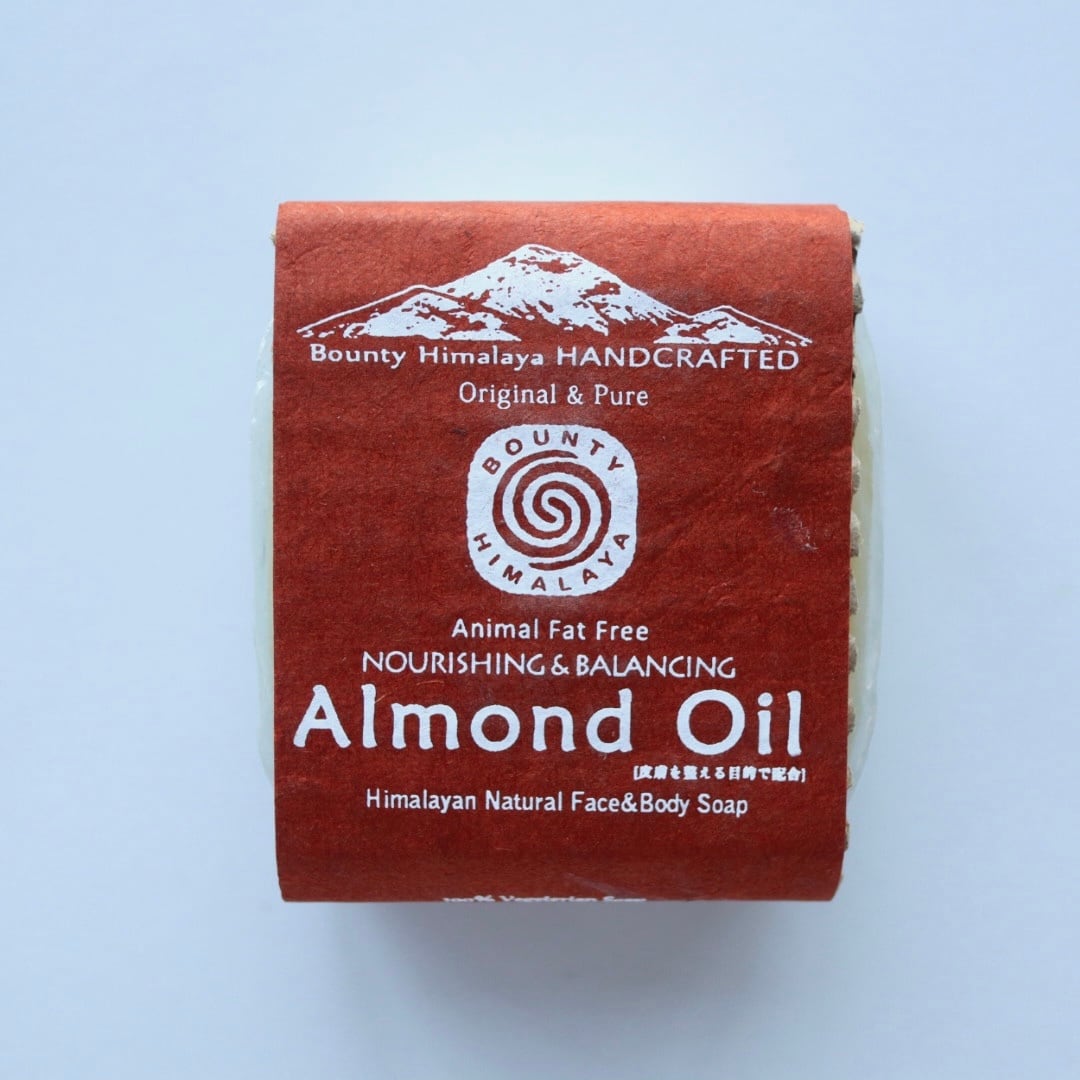 ネパールのナチュラル石鹸 Almond Oil