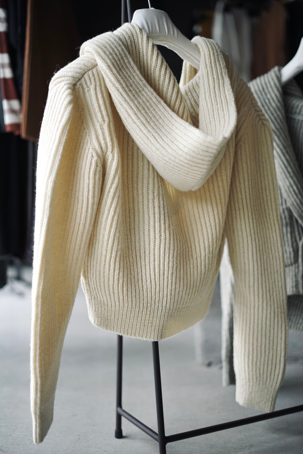 トップス FUMIKA_UCHIDA SHETLAND HOODED CARDIGAN FUMIKA UCHIDA： SHETLAND RIB STITCH HOODED CARDIGAN - IVORY