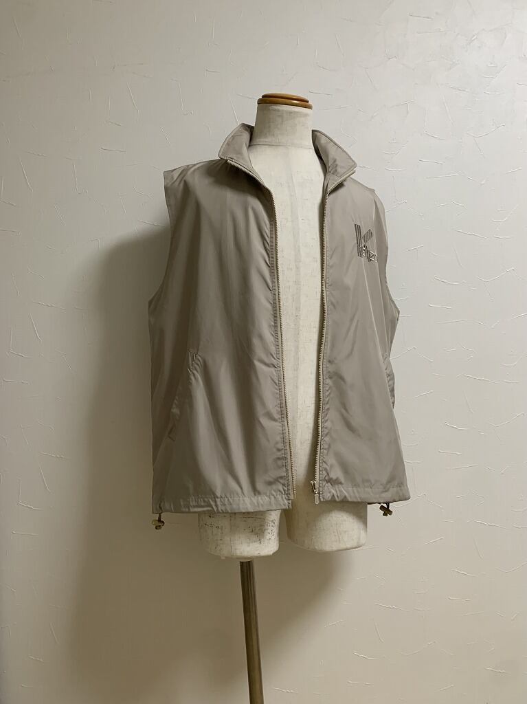 1990's Embroidery Design Zip-Up Vest "KENZO"
