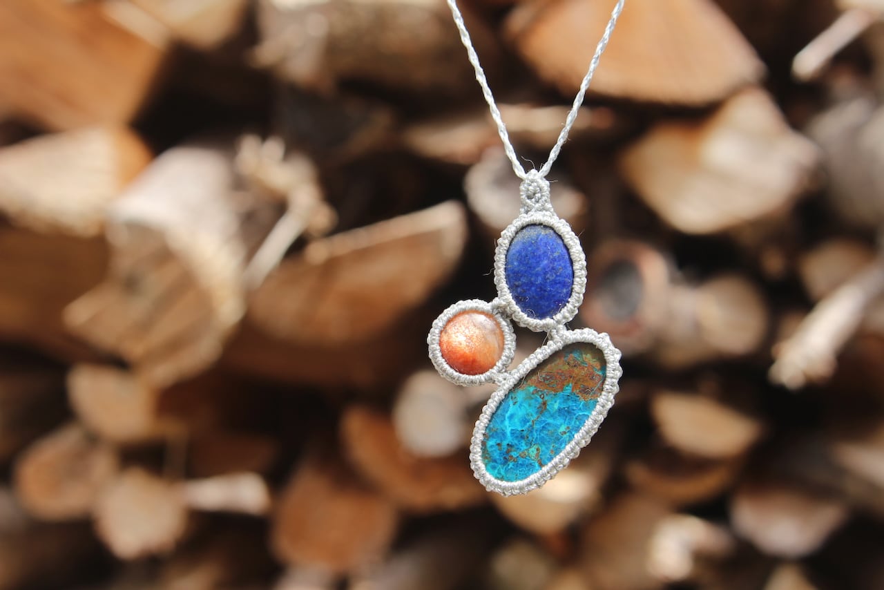 Chrysocolla malachite & Sunstone & Lapis lazuli micro macrame pendant