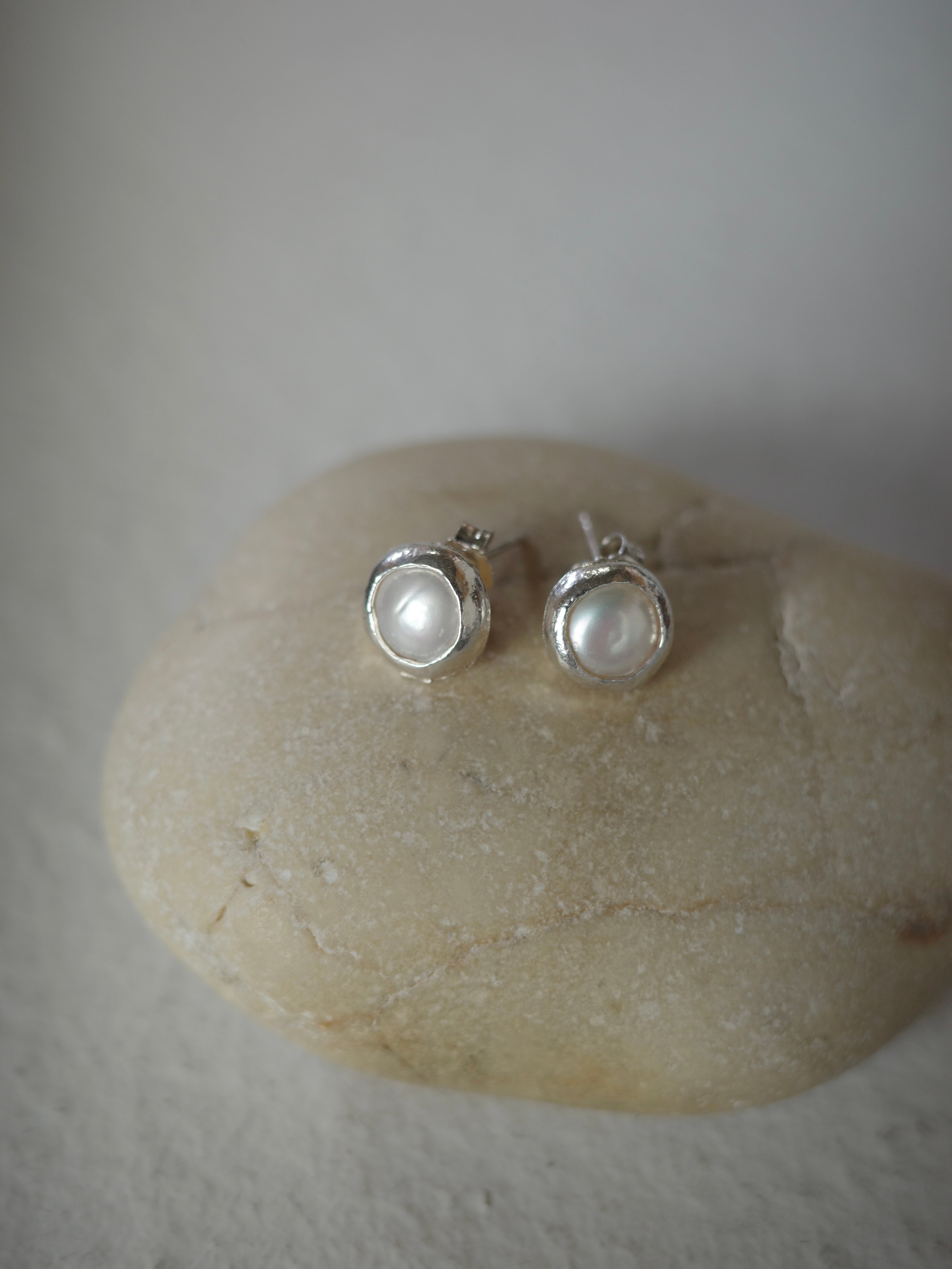 <vintage silver925>pearl round pierce