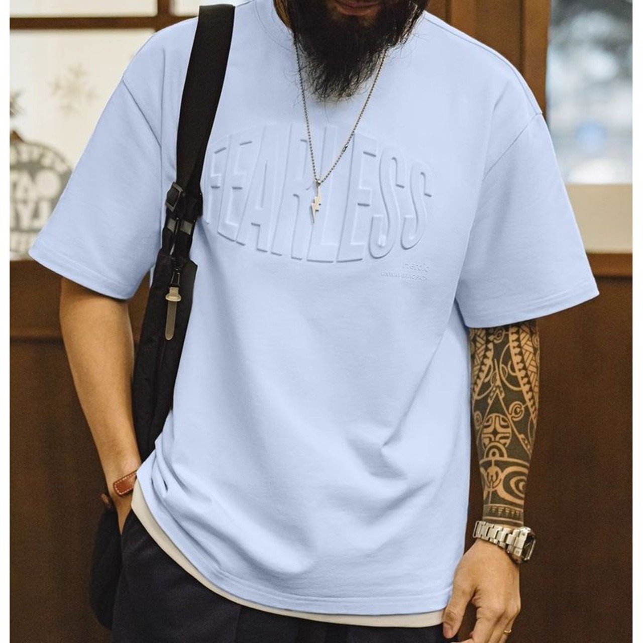 エンボスロゴルーズフィットTシャツ 10076