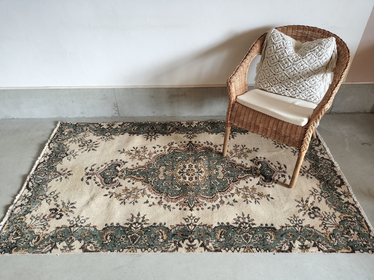 Turkish rug 208✕117cm No.532