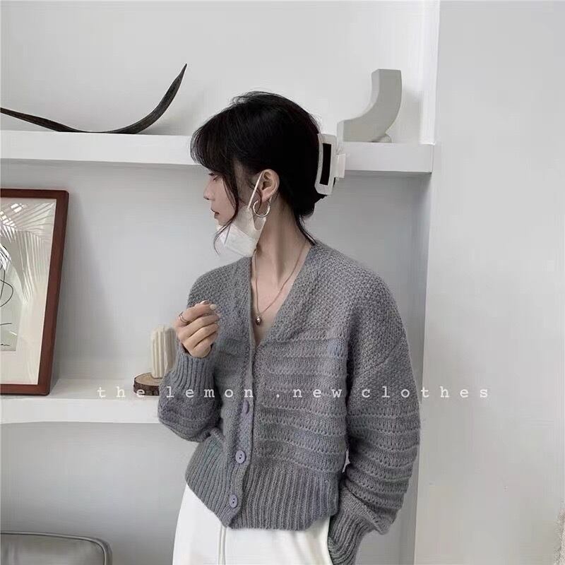 Vネックニットカーディガン