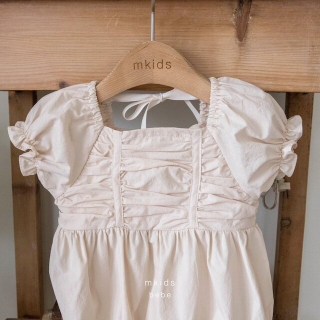 即納：Raina shirring suit cream〔mkids〕