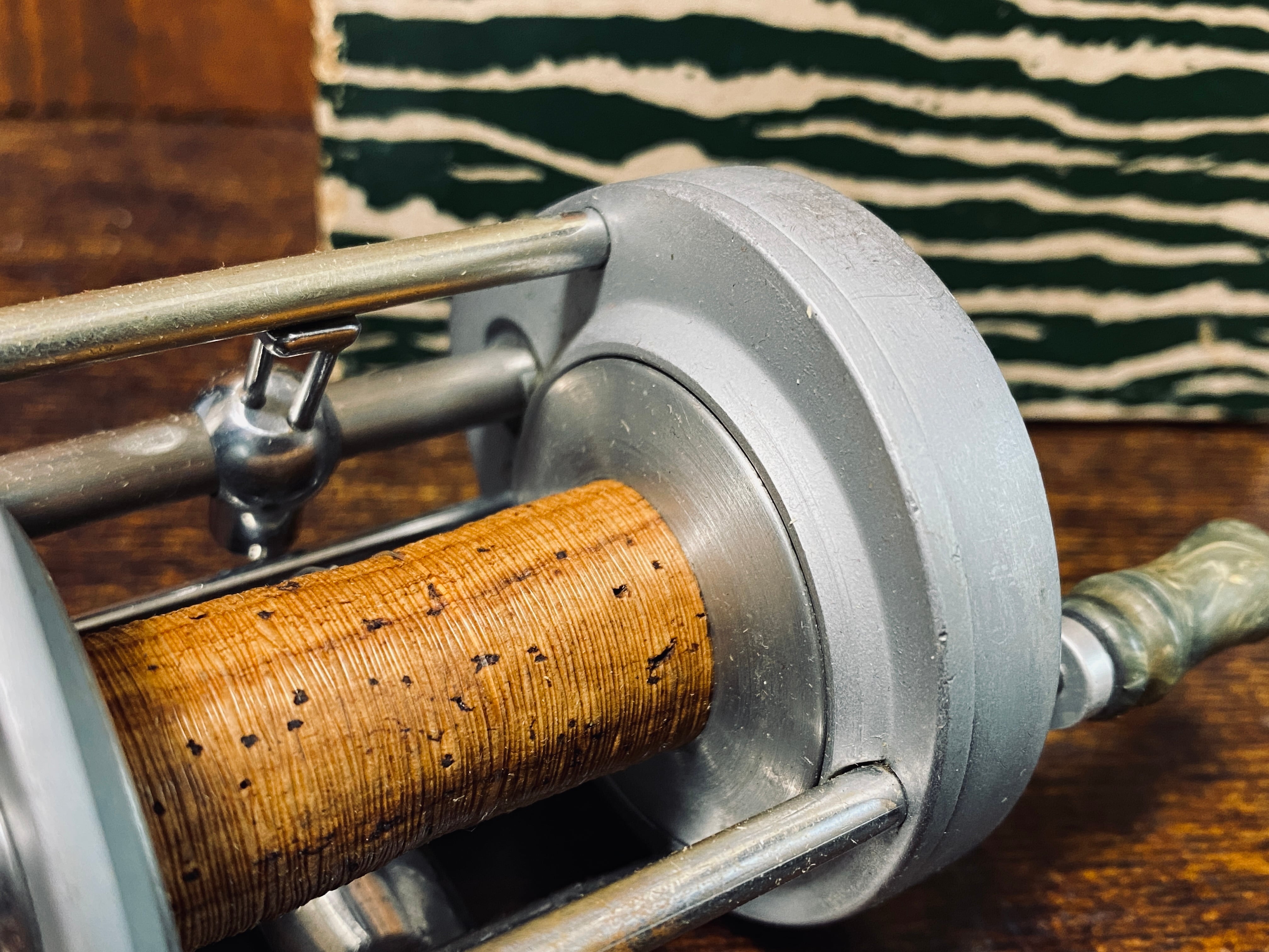 Pflueger SUPREME No.1573 [5421] | Tackleshop GTA