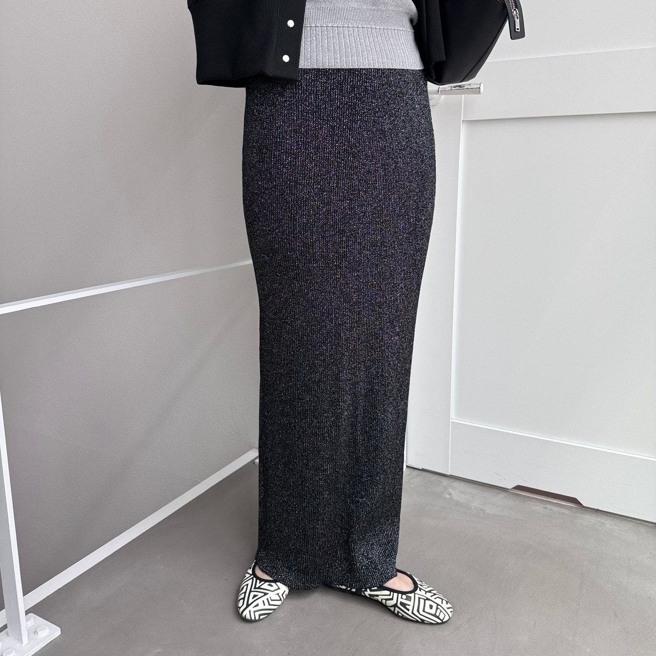 ラメバックスリットタイトSK/ブラック