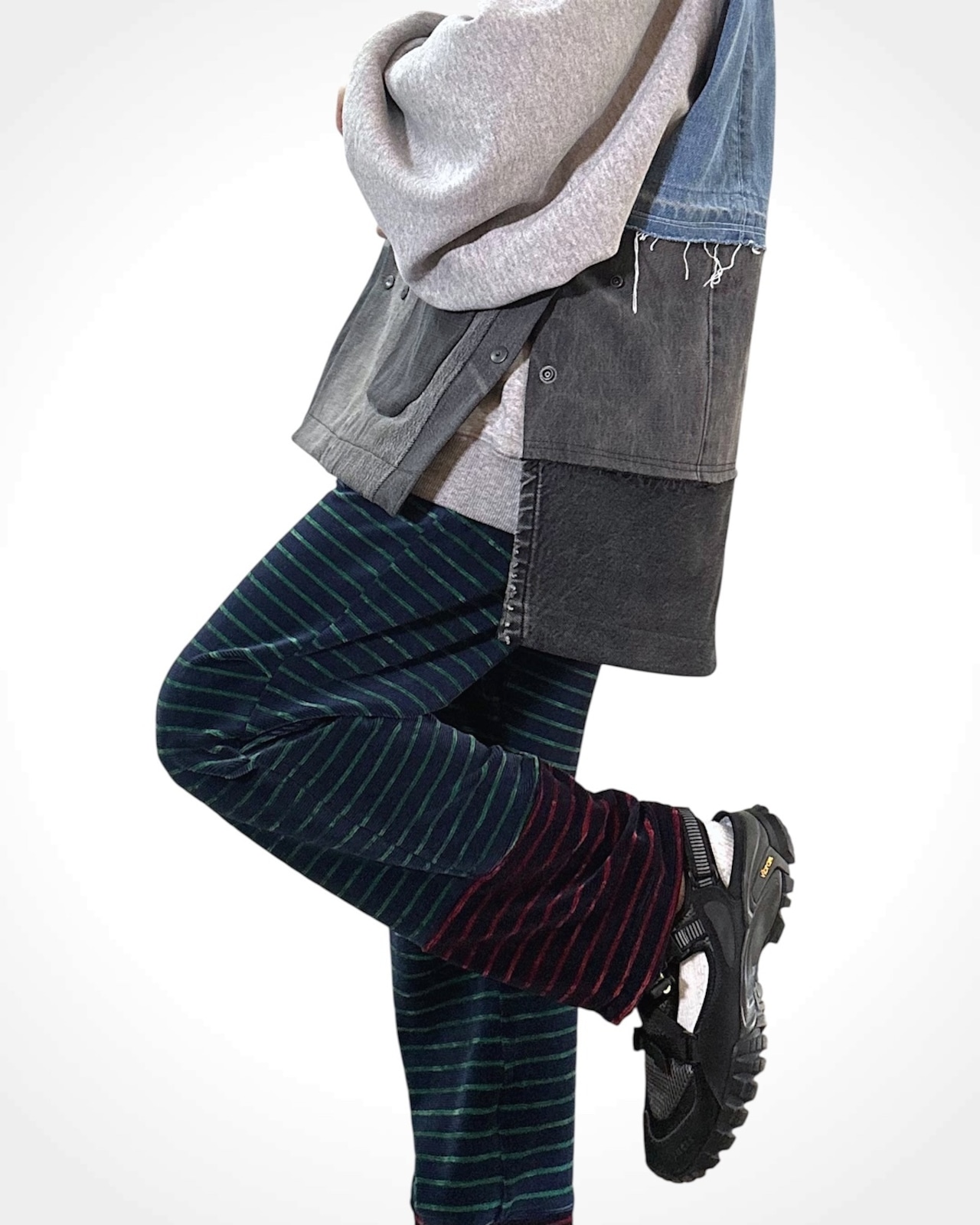 MK27A-V-02  RE-CLOAK-VEST  #MIX