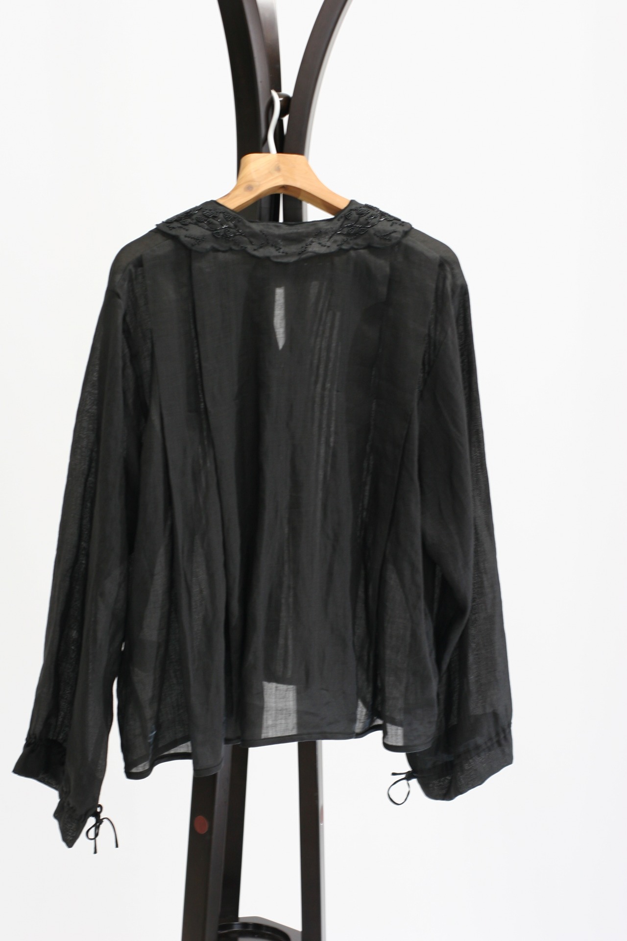 【TOWAVASE】Violette blouse / White・Black