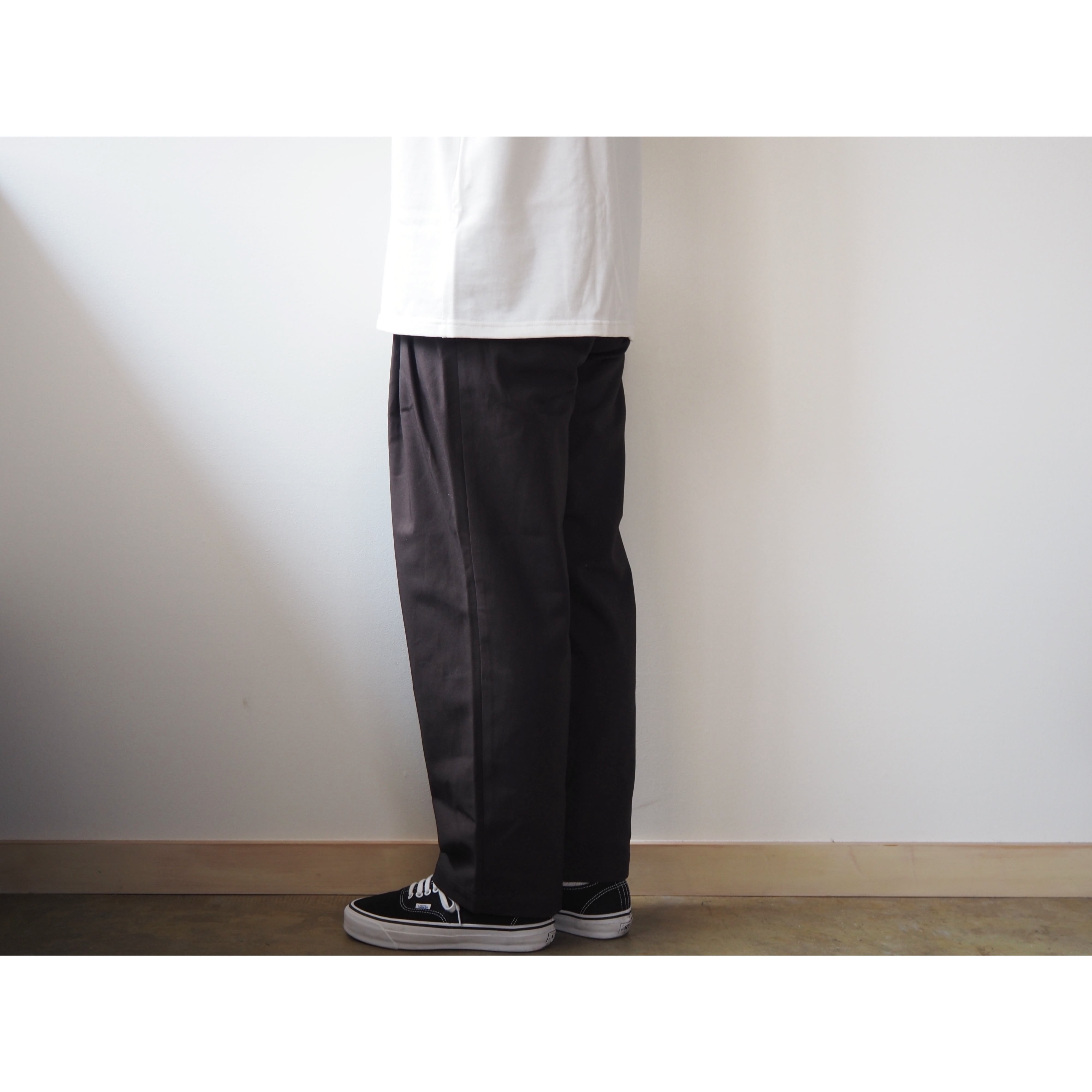 STILL BY HAND(スティル バイ ハンド) Cotton Twill Deep Tuck Pressed
