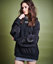 スパンコールスリーブナイロンフーディー (BLACK) CQ-47039
