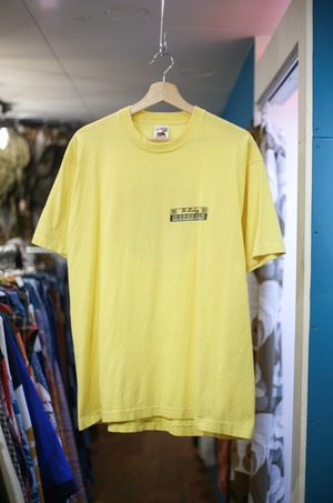 90’s print tee “save the earth”
