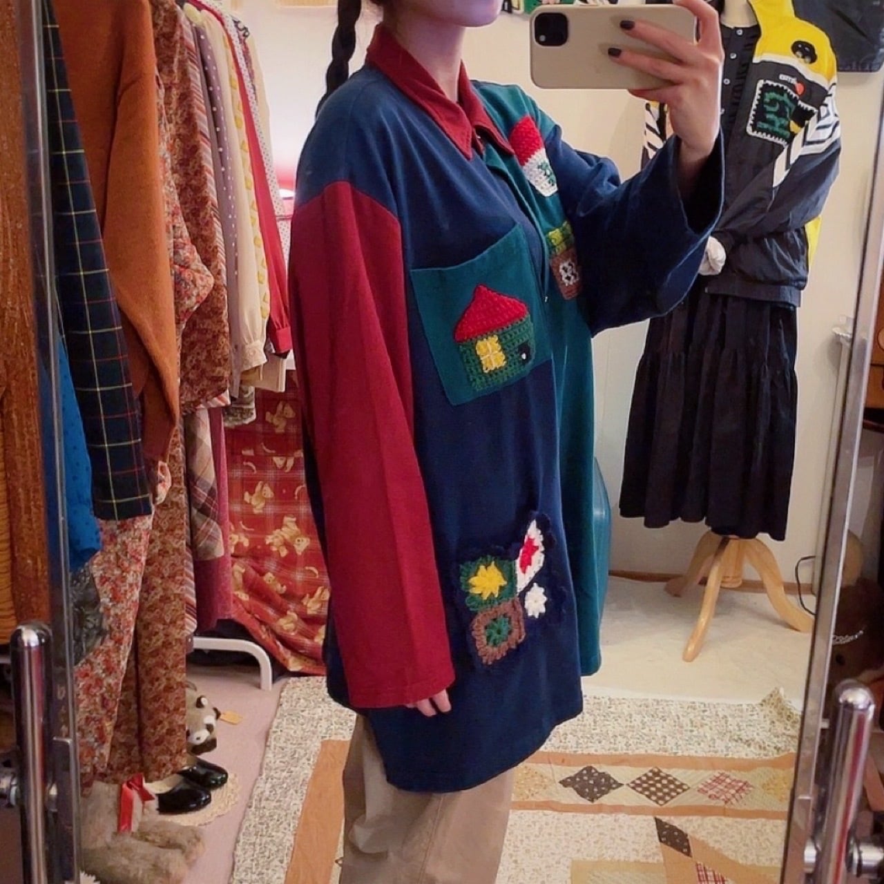 remake / house with the light on tricolore shirt