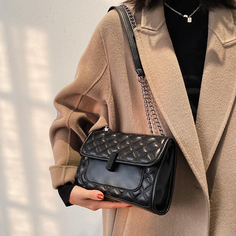 チェーン レディースオータムウィンター 秋物 冬物 メッセンジャーバッグ Tiancai_Wing_Bag56851149539