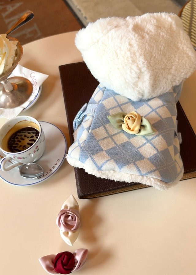 〈予約アイテム〉SICGGU / スカイブルーアーガイル イージーオープン パディング