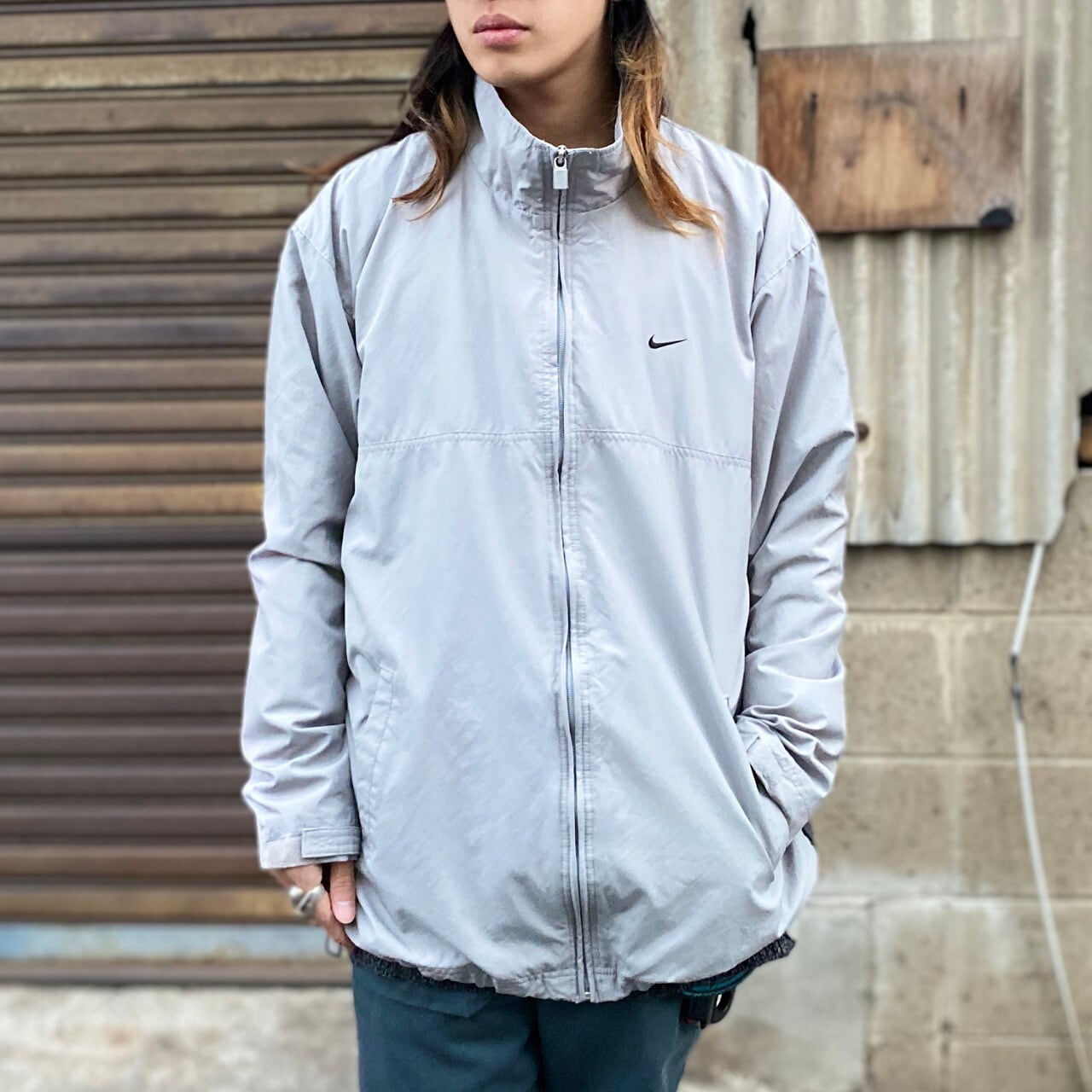 Nike グレー ウィンドブレーカー PARIS IENA Nike グレー ウィンド
