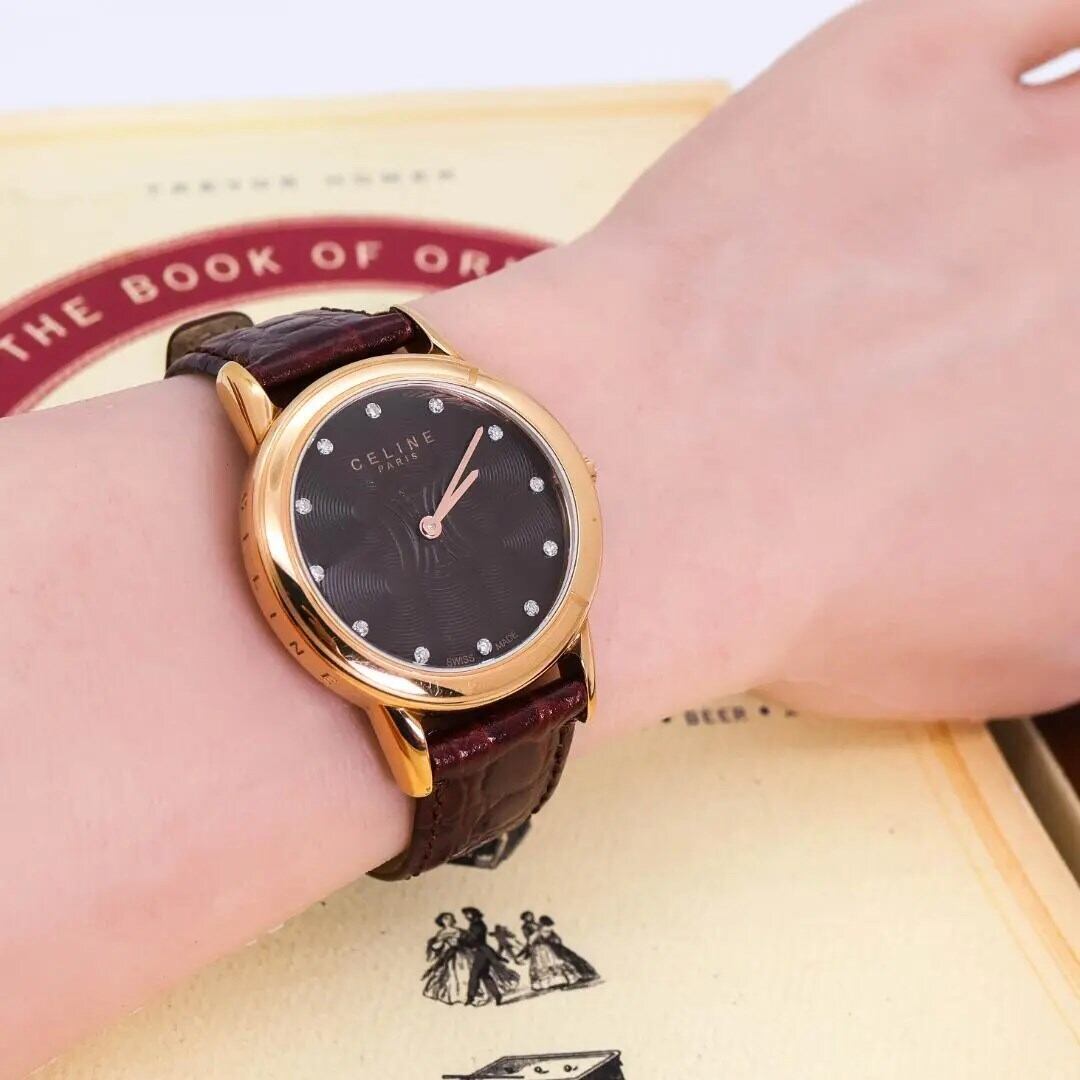 ◇美品 稼働 CELINE 腕時計 12Pダイヤ カーフ革 マカダム 新品電池t  