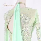 社交ダンス 衣装 スタンダードドレス ワンピース ドレス エメラルドグリーン 緑 黄緑 フロート デモ 競技 ダンス パーティ 発表会 綺麗 上品 明るい ゴージャス グリーン系 フェミニン おしゃれ モダンダンス コスチューム 華やか