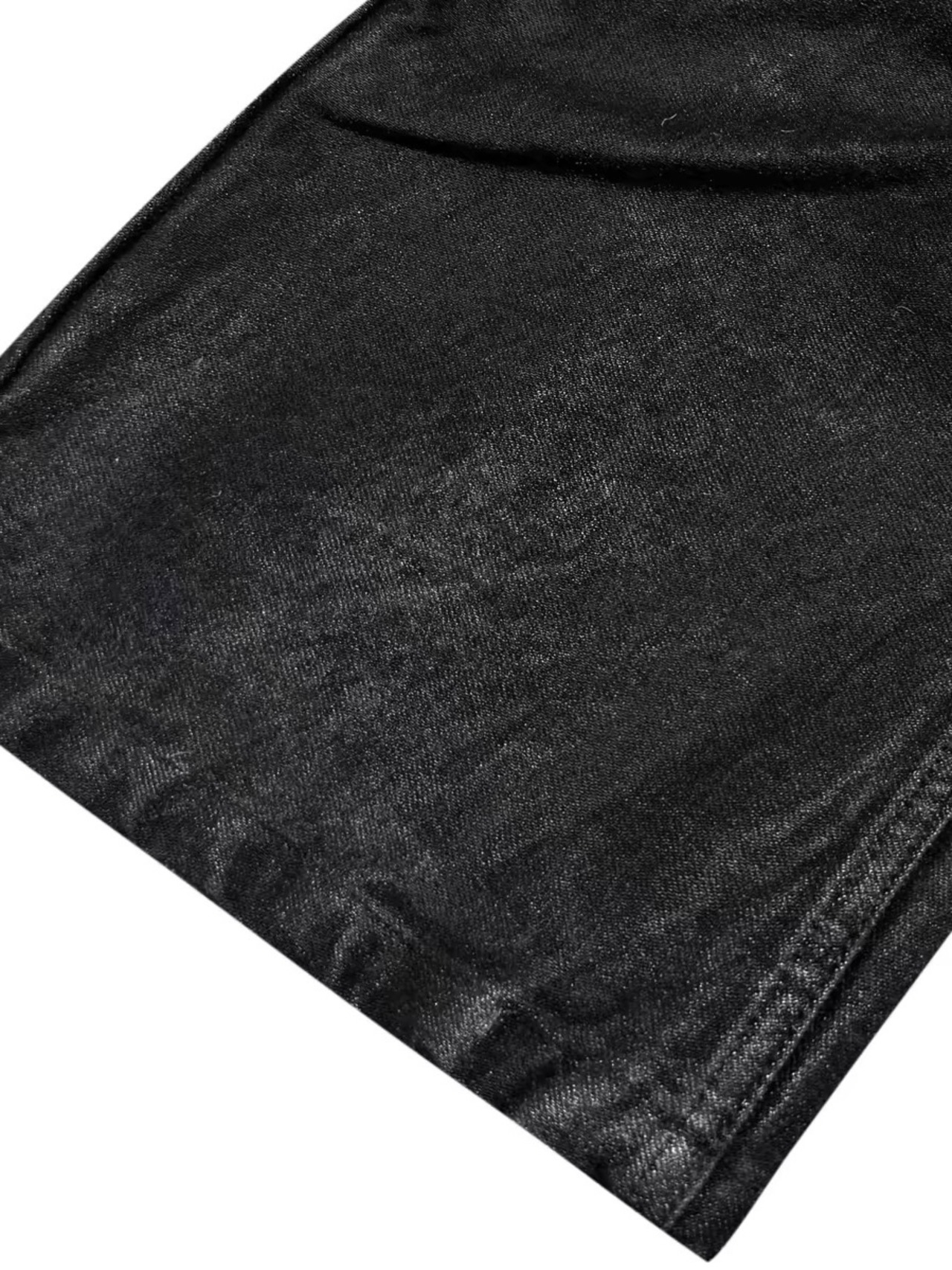 【CinderVein】Eyelet Rivet Coated Curved Denim Pants