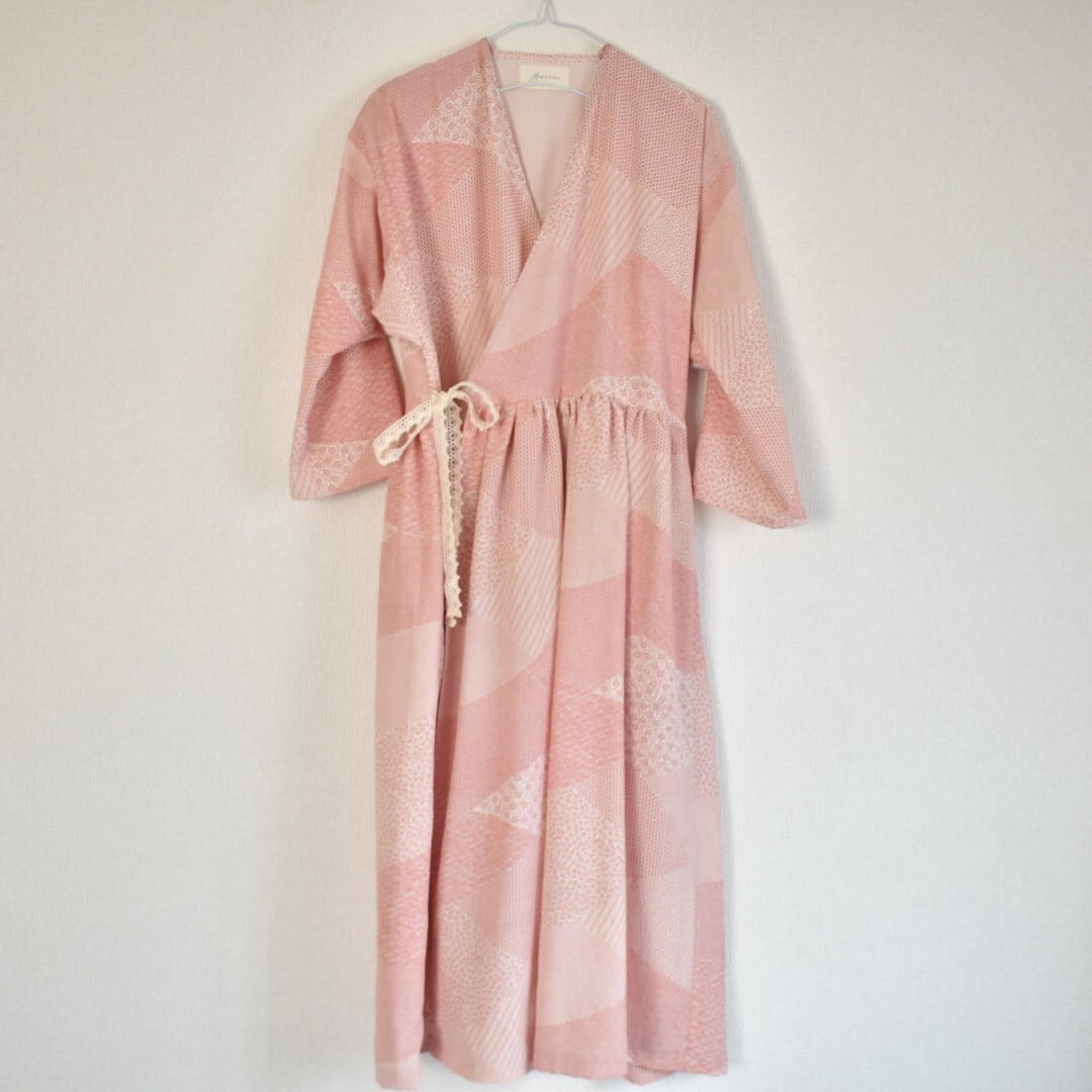 Kimono 2way winding one piece - red mix 着物リメイク 巻きワンピース ロングカーディガン | Acote powered by BASE Kimono 2way winding one piece - red mix 着物リメイク 巻きワンピース ロングカーディガン | Acote powered by BASE