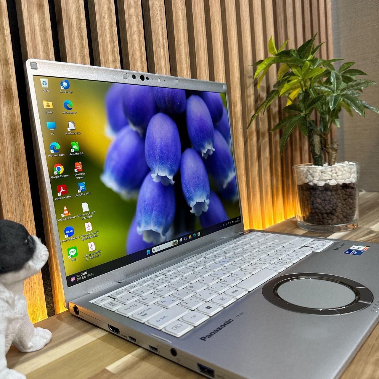 \ 公式ショップ限定価格❣️/ 2K高画質《新型2022年モデル》Let’s note FV1 メモリ16GB SSD256GB 第11世代 ノートパソコン 安心サポート&3ヶ月保証付き