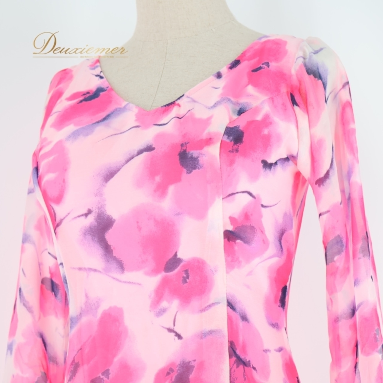 社交ダンス 衣装 ワンピース ドレス ピンク系 パープル系 ピンク 紫 花柄 明るい 蛍光 光沢 パーティ 発表会 ダンス 薄手 かわいい おしゃれ 花模様 大人用 フェミニン 女性用 光沢感