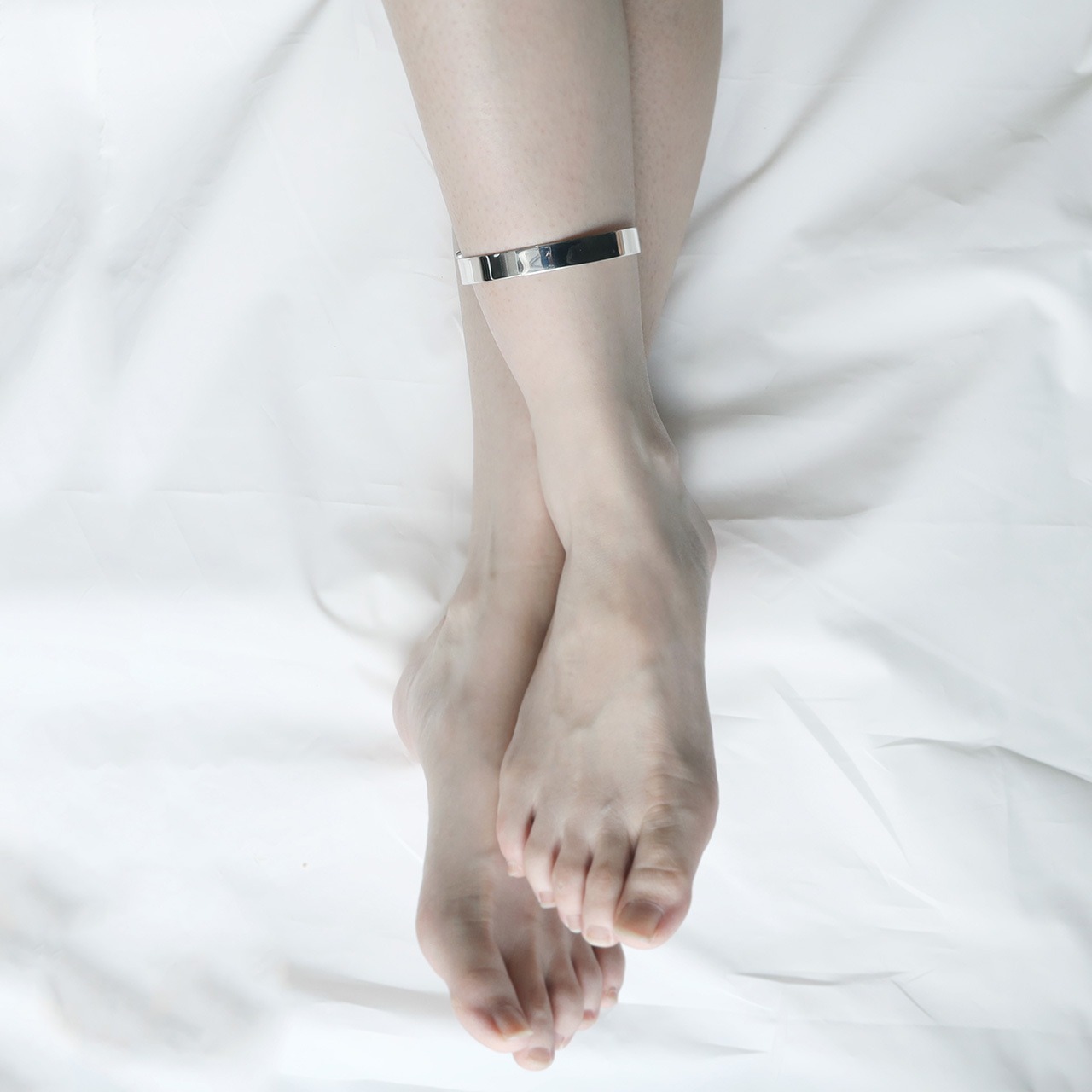 bodily anklet