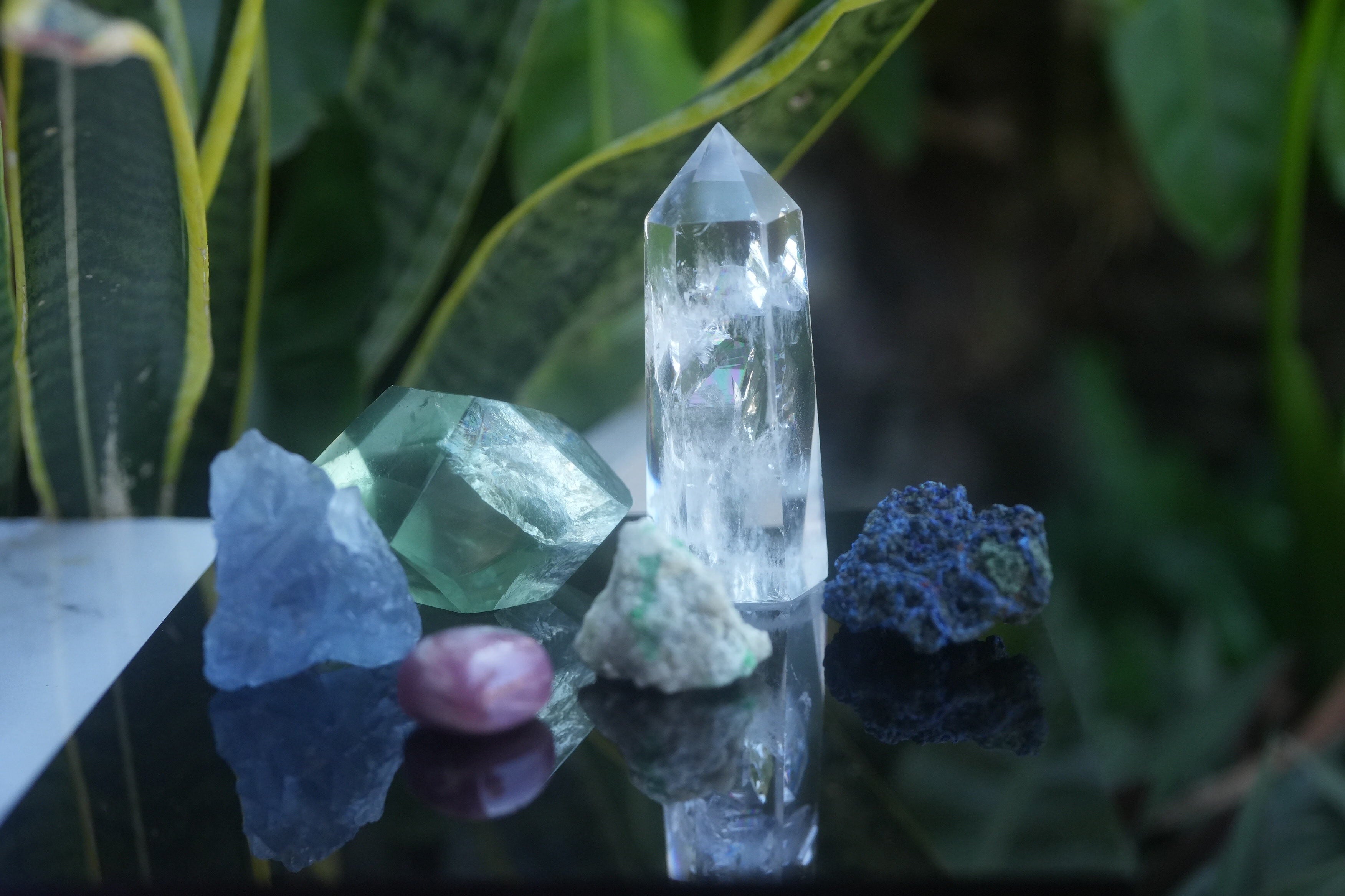 ブルーグリーンの中の虹☆レインボー☆フローライト原石s1209 | Funky