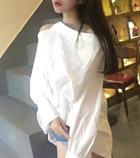 ソリッドカラー　ストラップレス　長袖シャツ　オフショル