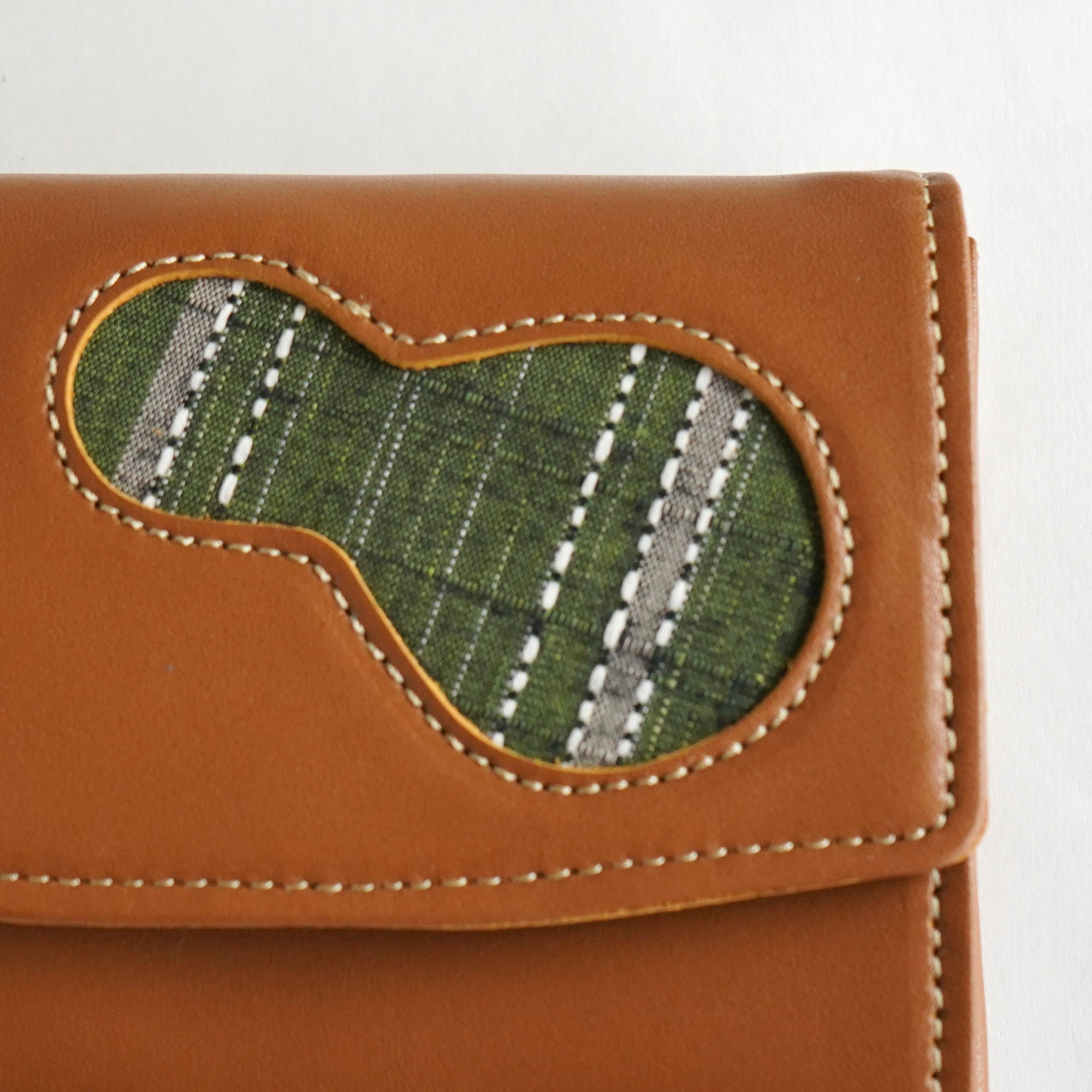 ハーフウォレット【スワロー】NO.225 | ZIZZ：着物と革でつくるバッグ