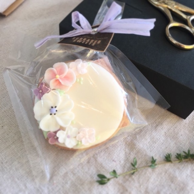 可憐なお花のアイシングクッキー 10個単位でご購入ください 702 Sunbaked Sweets 可憐なお花のアイシングクッキー 10個単位でご購入ください 702 Sunbaked Sweets