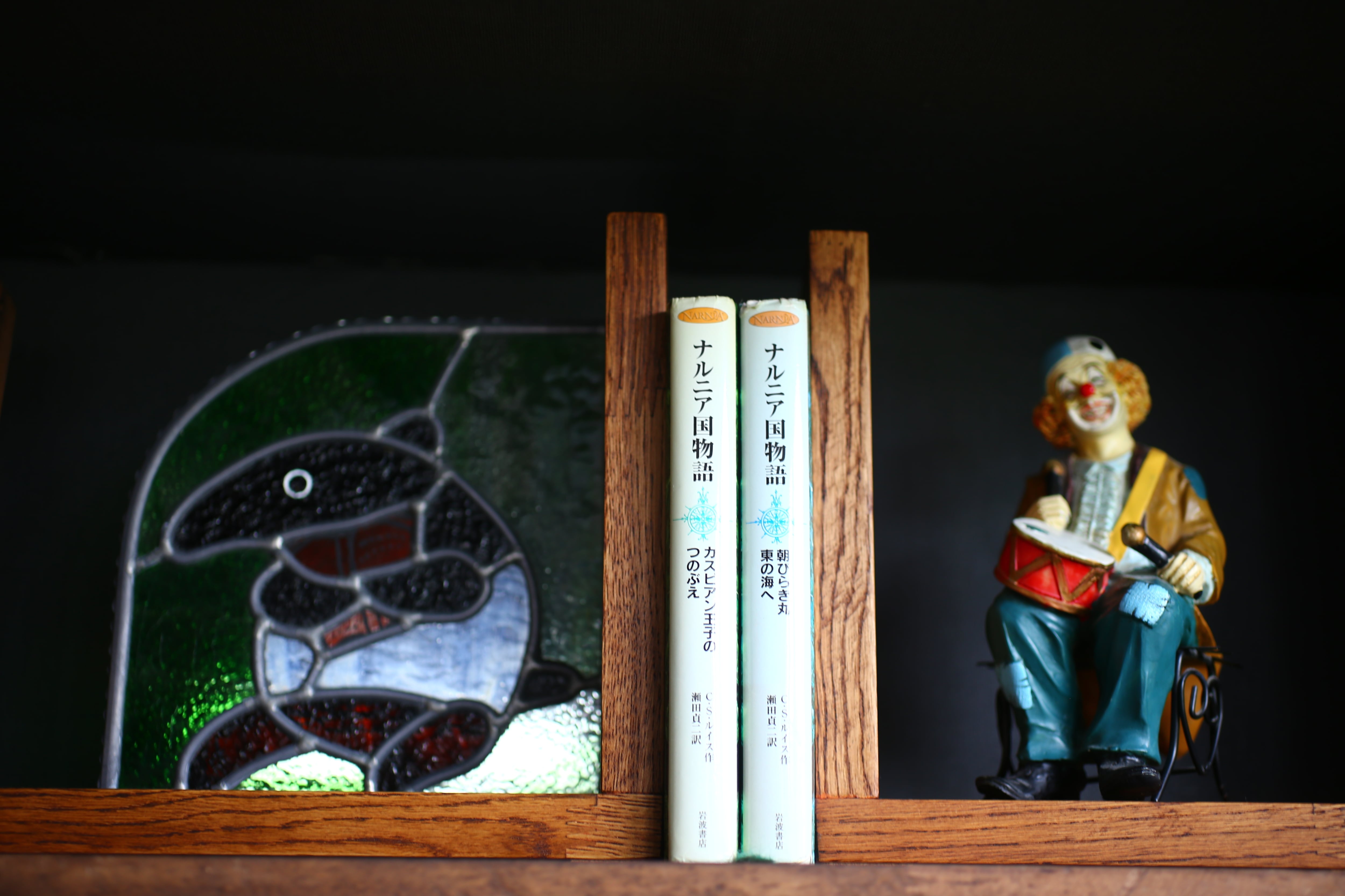 ブックスタンド 本立て 海 波 本を読むバクのブックスタンド | KAZU