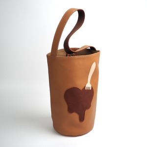 Bucket-shaped tote bag (heart chocolate) cowhide 2WAY shoulder