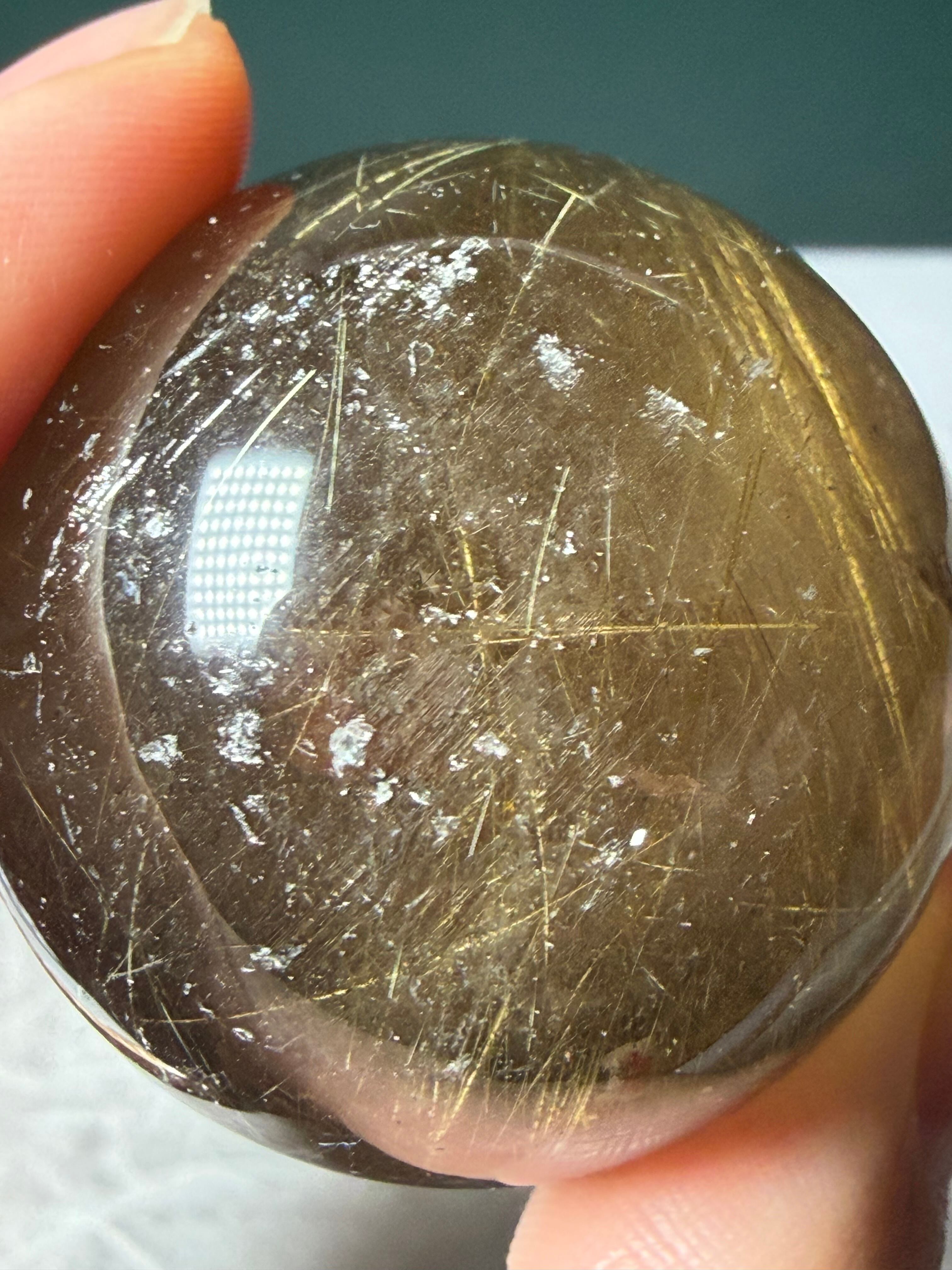 ゴールドルチルクォーツ 虹入り丸玉 約39.5mm | 天然石 Kanon Stone