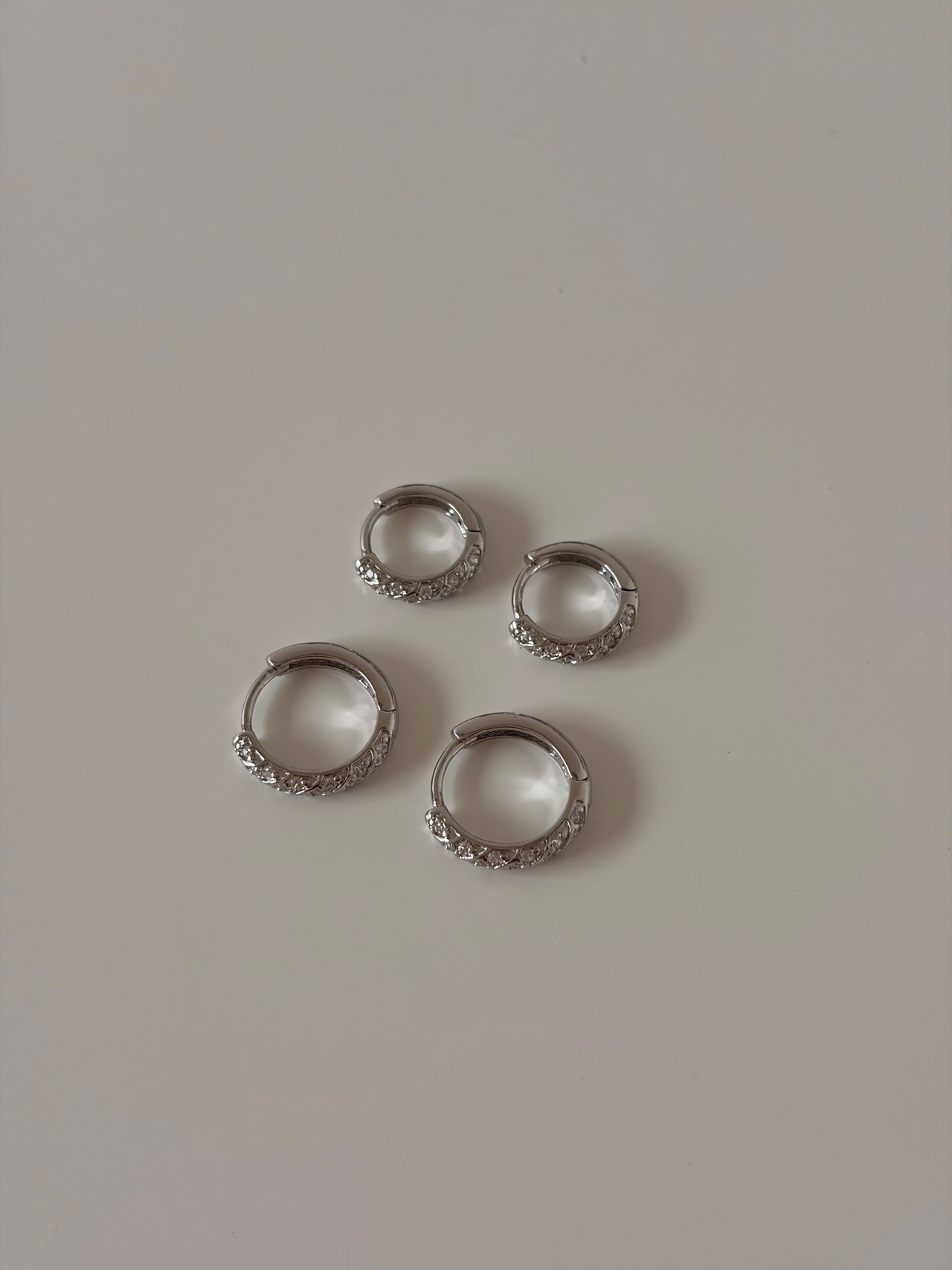 SS ツイストデコレーションフープピアス