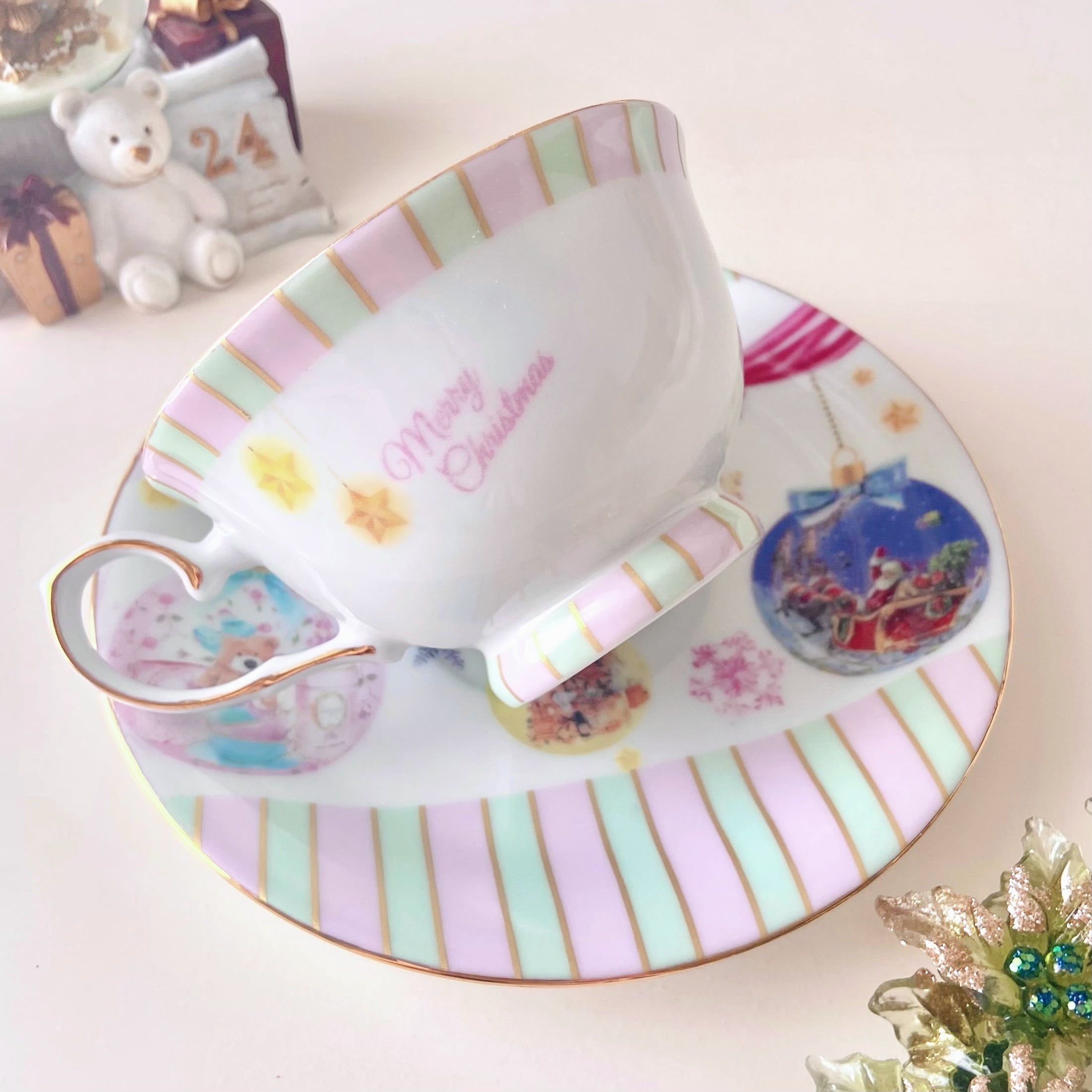 大きなオーナメント♡天使のクリスマスカップアンドソーサー | マリー