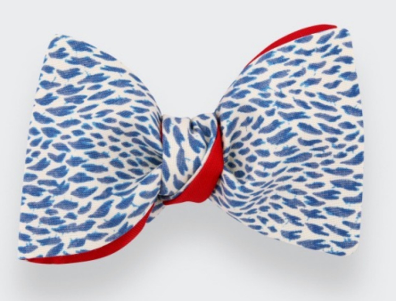 CINABRE/Llumette Blue（ボウタイ)