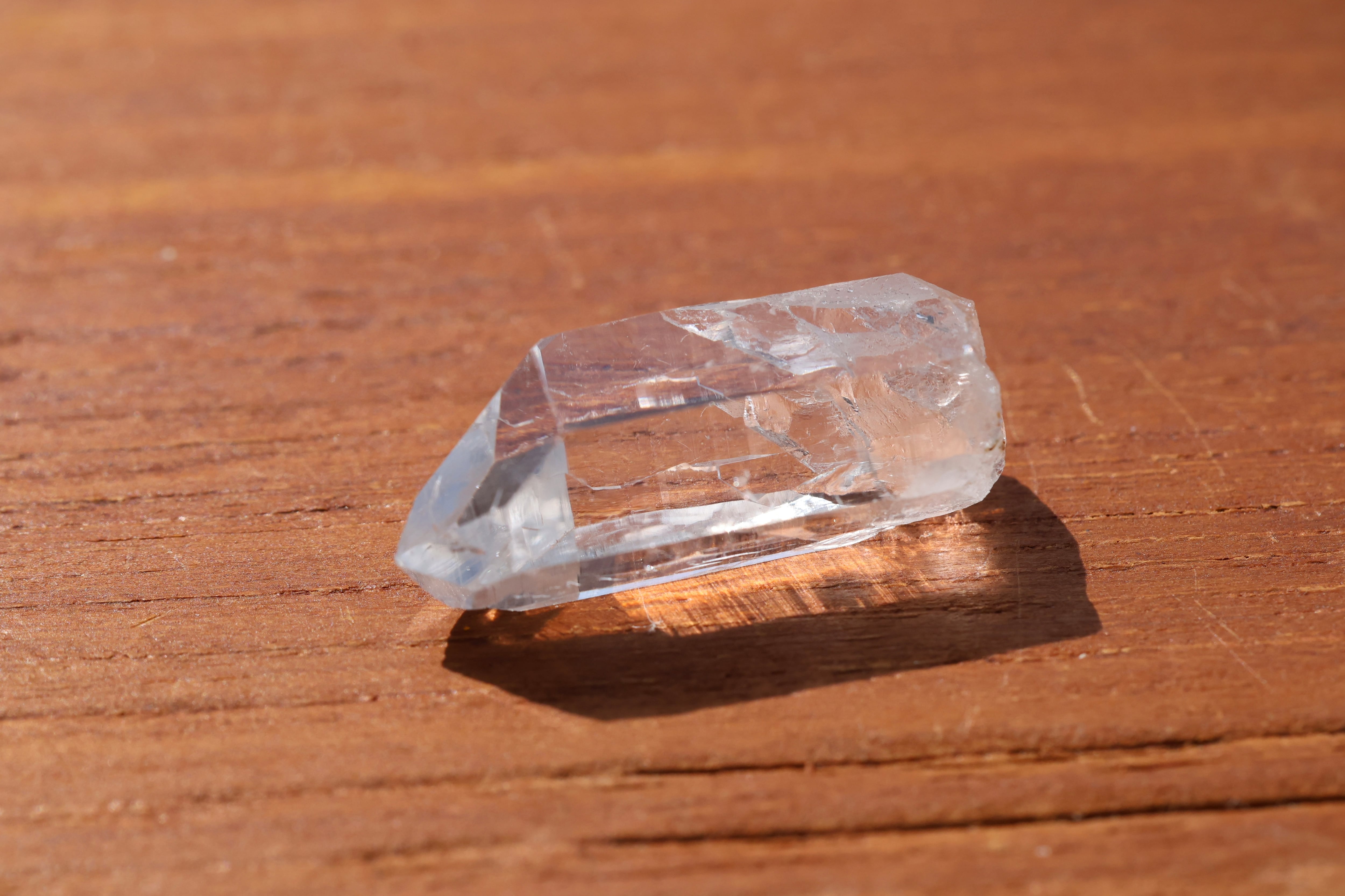 ヒマラヤ水晶 マニハール産 | 石垣島の夜光貝とヒマラヤ水晶 Laphus