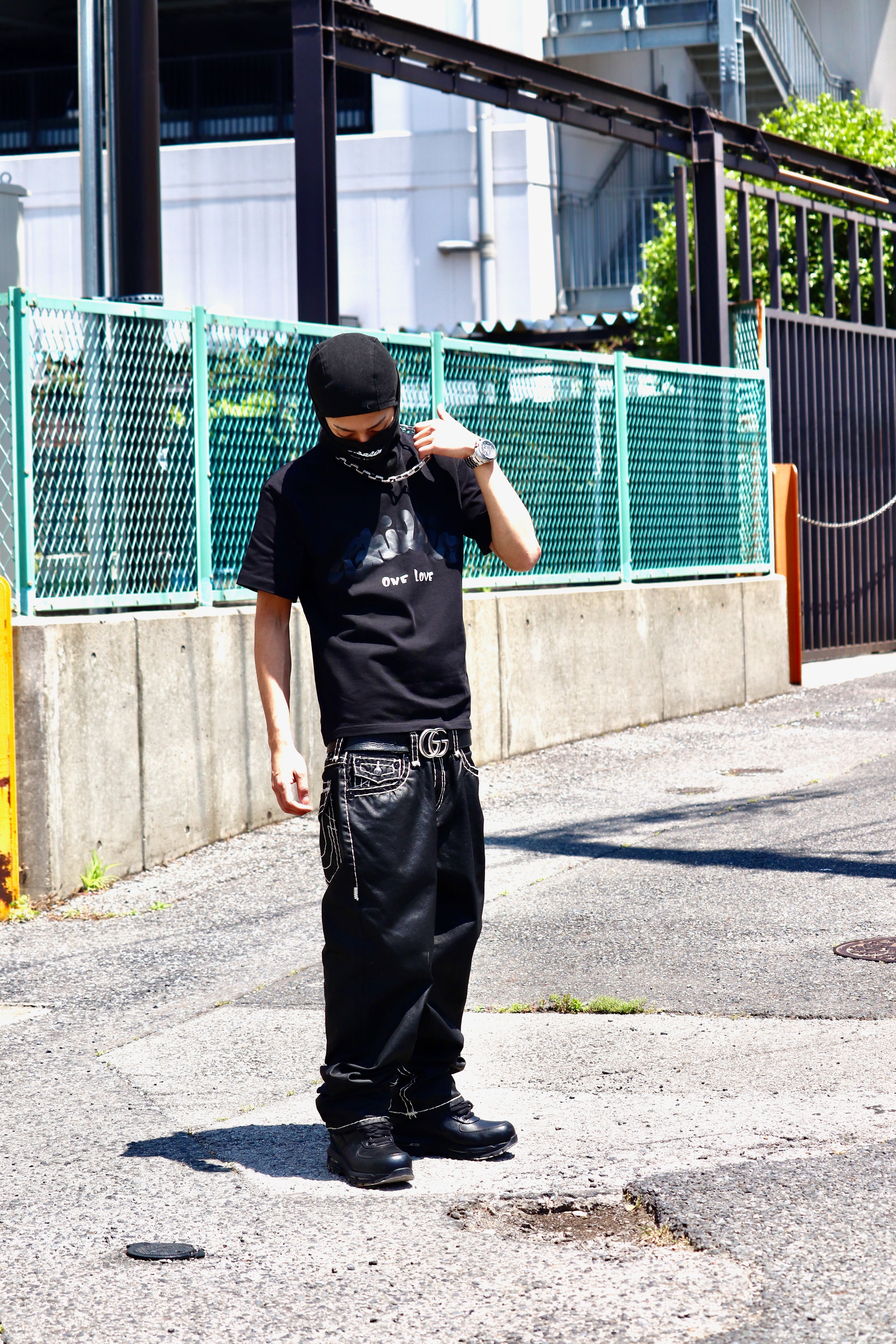 CHILLIN' -Big Logo S/Tee- Black / Black | Highflyer
