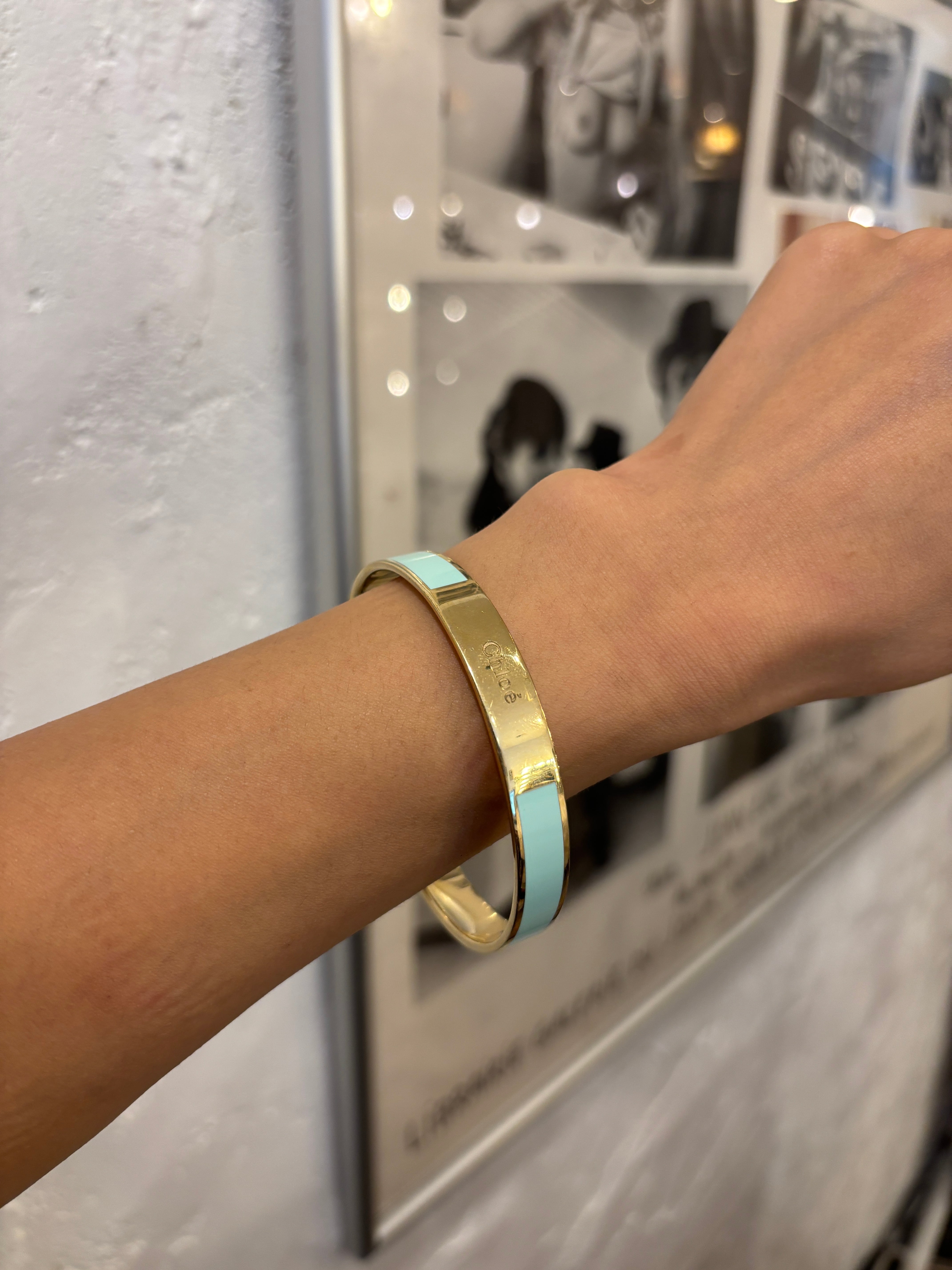 送料・関税込★Chloe★ヴィンテージゴールド ブレスレット Chloe / vintage sky-blue logo gold bangle. | AURA JAPON