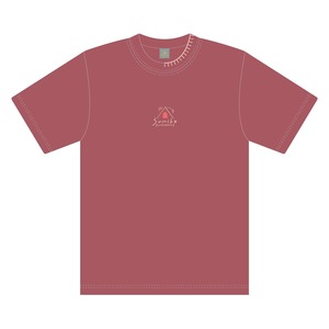 sumika［camp session］/ ロゴ刺繍Tシャツ（ヘイジーレッド）
