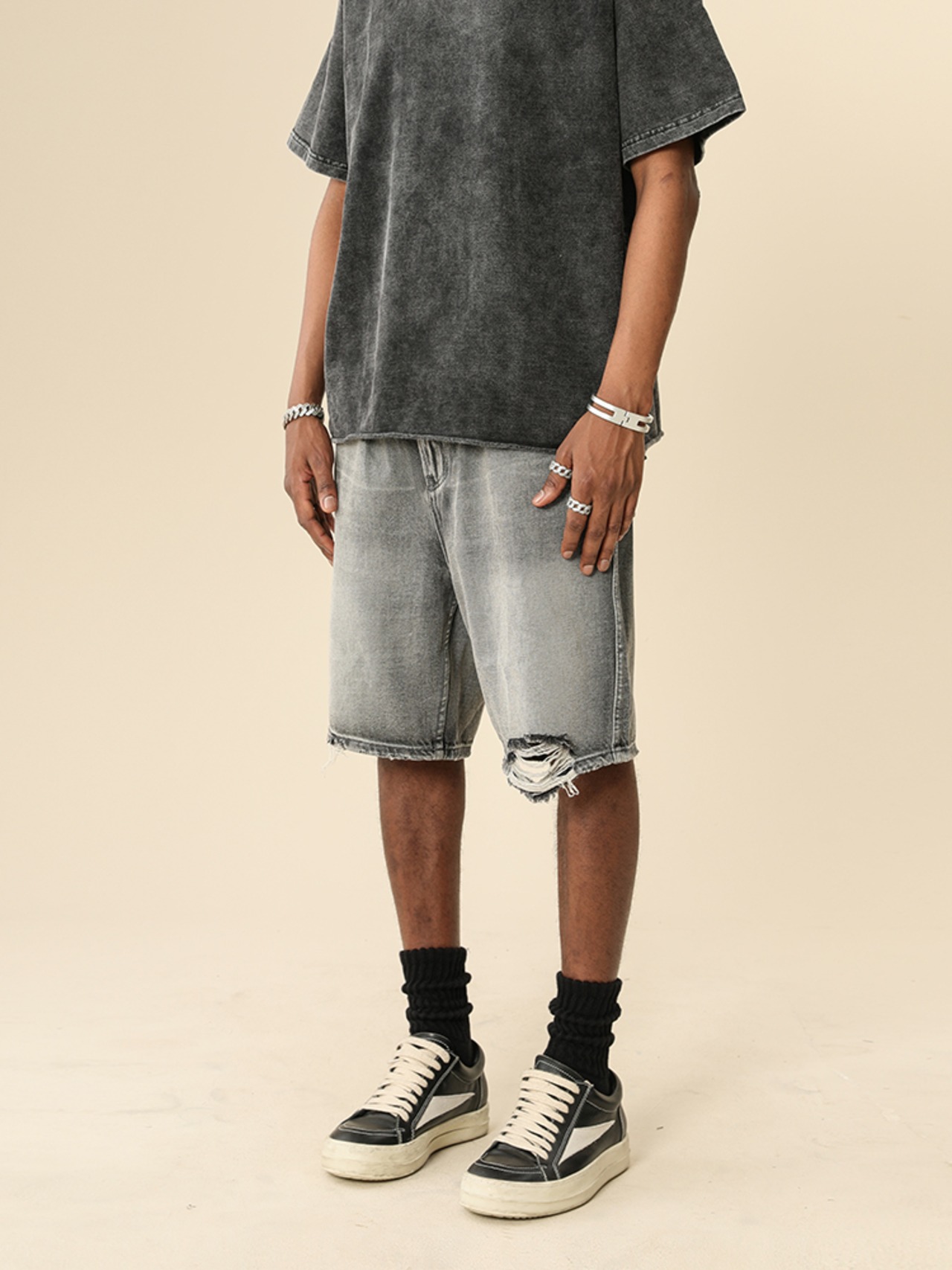 グライムウォッシュドショーツ
