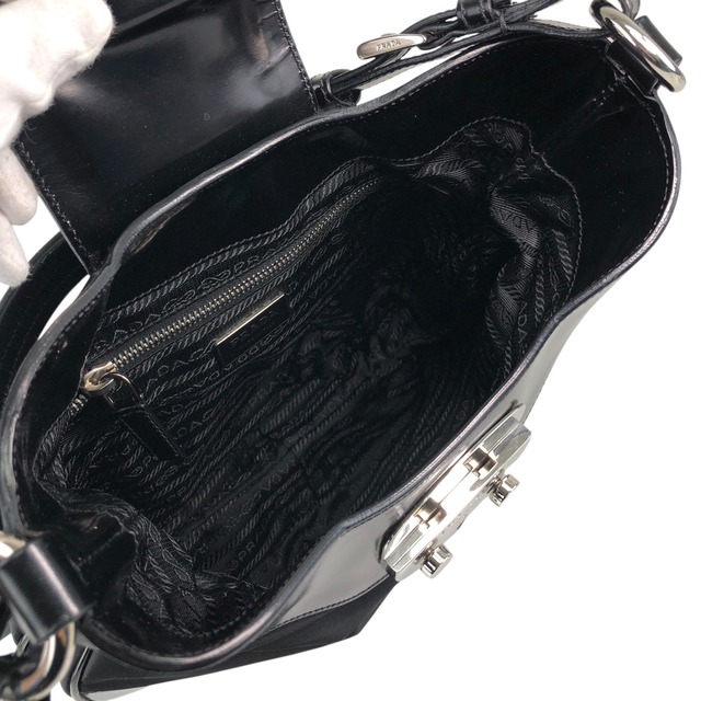 PRADA プラダ ショルダーバッグ ブラック フロントロック ナイロン レザー ワンショルダーバッグ vintage ヴィンテージ オールド jh2gpw