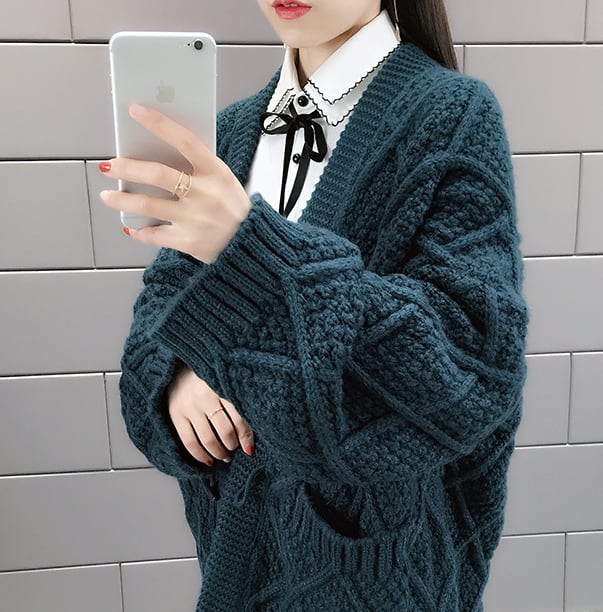 プロモーション到着 【美品】シワにならない紺色長袖カーディガン