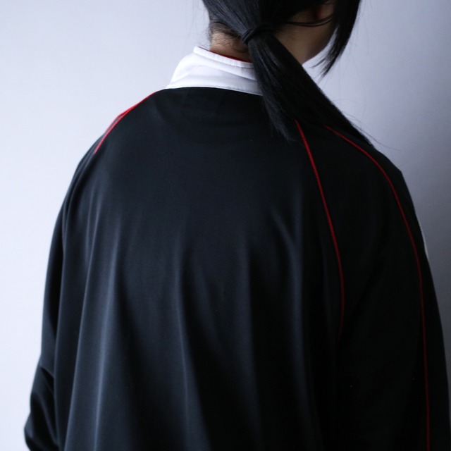 "Reebok" 刺繍 shoulder design loose silhouette track jacket