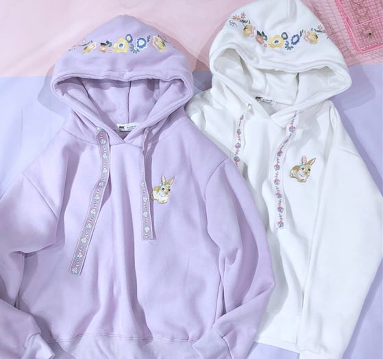 新品　個性パーカー　刺繍　うさぎ 和柄 パーカー 和柄刺繍パーカー【ZP211-4】スカジャン 赤眼うさぎ柄