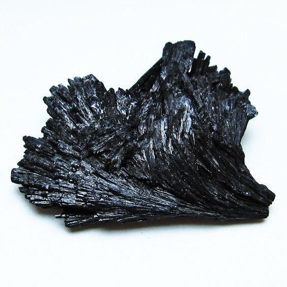 ブラック カイヤナイト 原石 一点物 171-7523