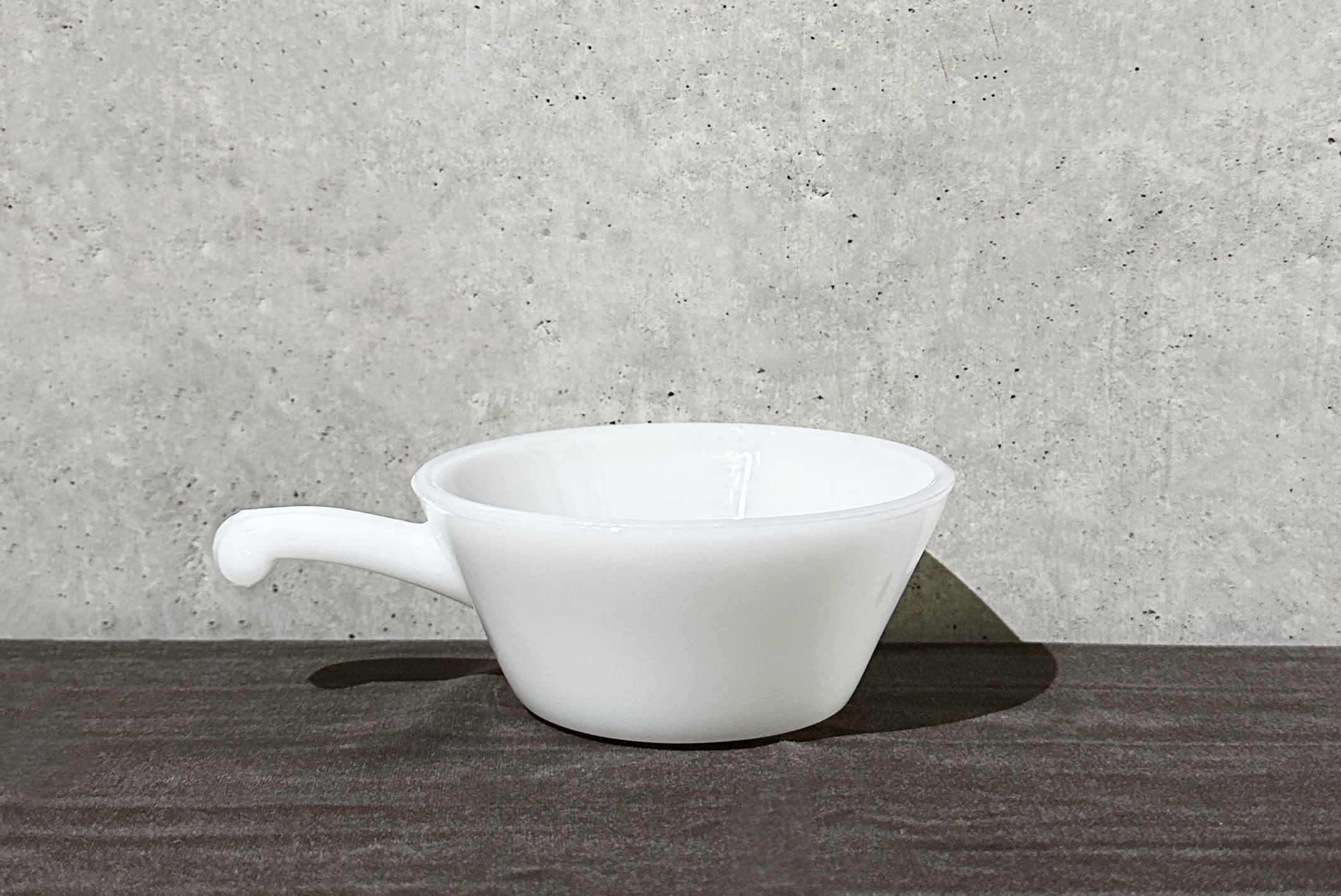 Fire-King 】ワンハンドルキャセロール（ホワイト） | enricheveryday 