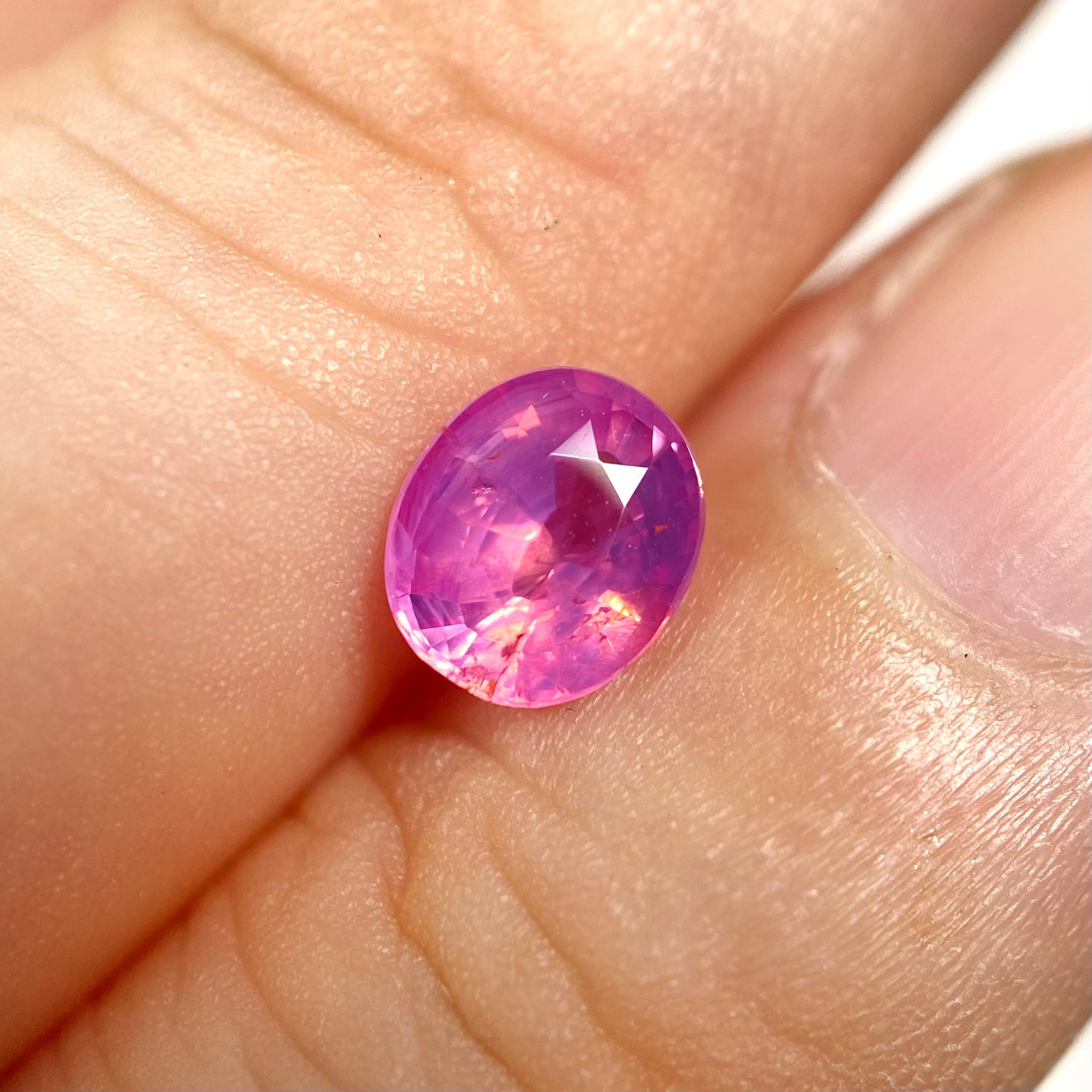 シルキー×オレンジピンクのかわいいが渋滞するサファイア