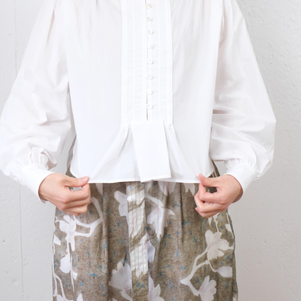 NativeVillage (ネイティブヴィレッジ) No.1 雪のきれ タックブラウス